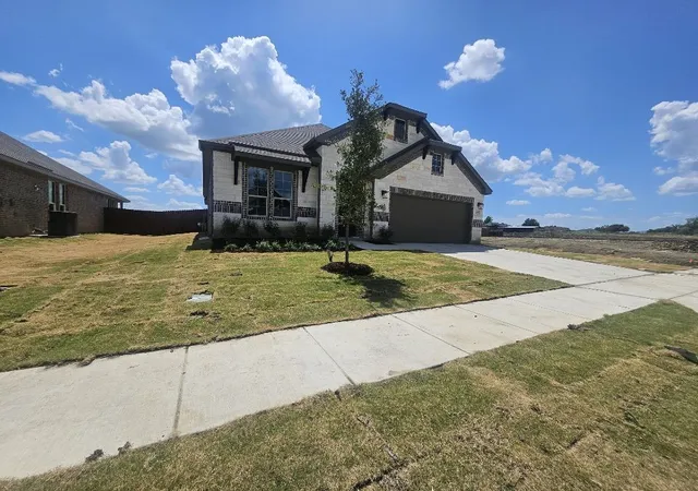 Homes for sale in Ennis, TX | 3007 Leopard Ln, Ennis, TX 75119 | MLS# 21231967