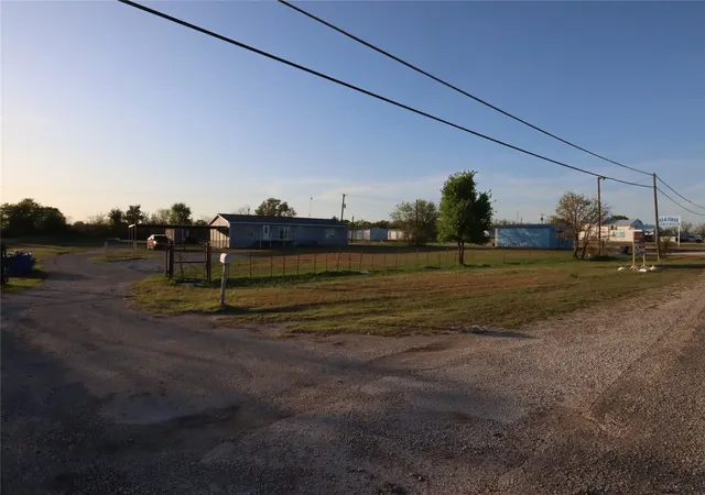 Homes for sale in Ranger, TX | 1437 W Loop 254, Ranger, TX 76470 | MLS# 21232191