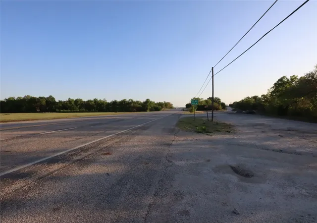 Homes for sale in Ranger, TX | 1437 W Loop 254, Ranger, TX 76470 | MLS# 21232191