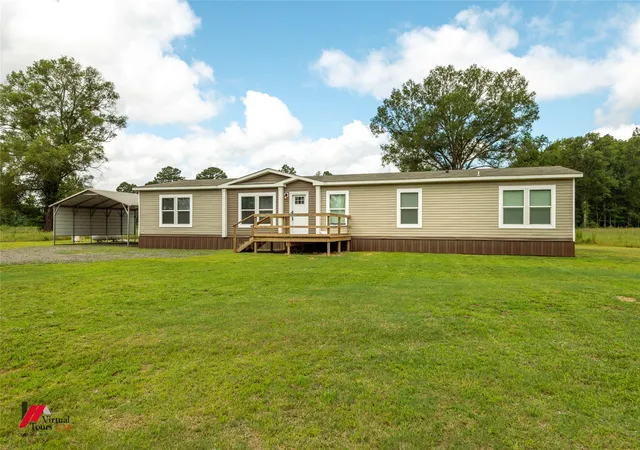 Homes for sale in Plain Dealing, LA | 810 Chalybeate Springs Rd, Plain Dealing, LA 71064 | MLS# 21232171