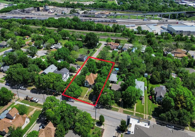 Photo 2 of Land for sale at 930 Samuels Ave, Fort Worth, TX 76102 | MLS# 21232275 | Listing updated on 2026-08-31