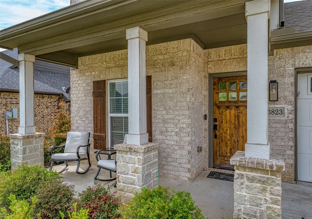 Photo 4 of Single family home for sale at 3823 Fawn Meadow Trl, Denison, TX 75020 | MLS# 21232230 | Listing updated on 2026-09-25