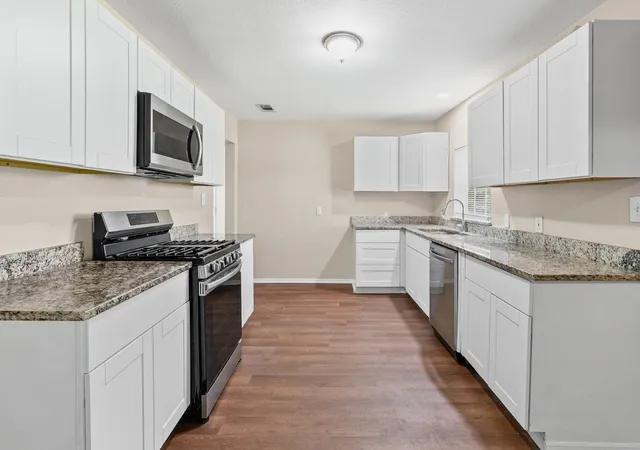 Photo 2 of Single family home for sale at 1704 Langford St, Greenville, TX 75401 | MLS# 21231320 | Listing updated on 2026-08-18
