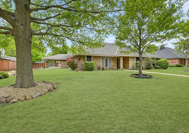 Homes for sale in Plano, TX | 4120 Merriman Dr, Plano, TX 75074 | MLS# 21231294