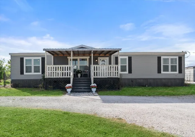 Homes for sale in Purdon, TX | 15955 W Hwy 31, Purdon, TX 76679 | MLS# 21231908
