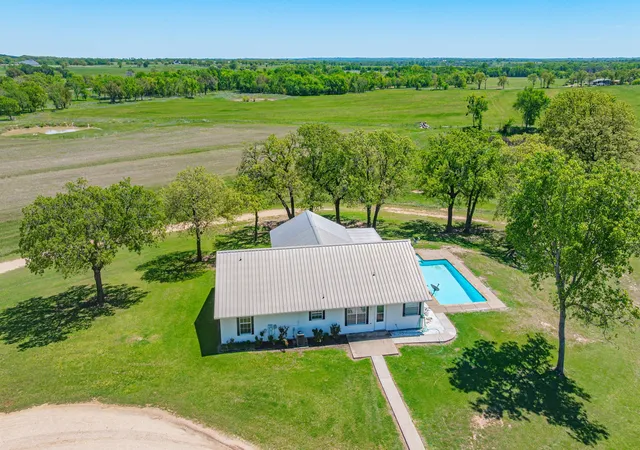 Photo 1 of Land for sale at 802 Private Road 1675, Stephenville, TX 76401 | MLS# 21232356 | Listing updated on 2026-09-01