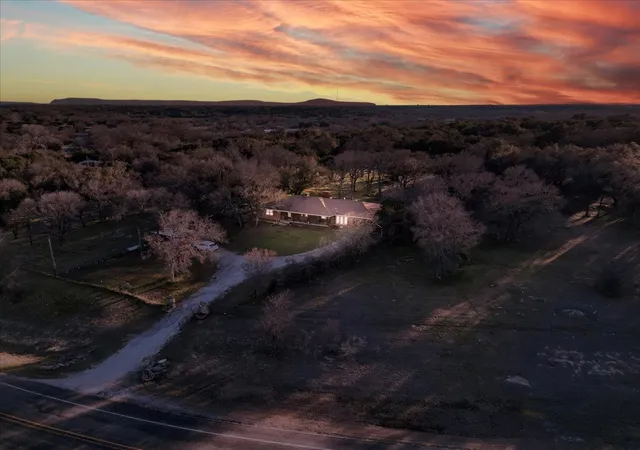 Homes for sale in Palo Pinto, TX | 398 N Fm Road 4, Palo Pinto, TX 76484 | MLS# 21232272