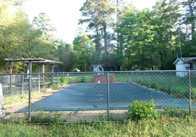 3rd image of 5210 S Lakeshore Dr, Shreveport, LA 71109 | MLS# 21232308