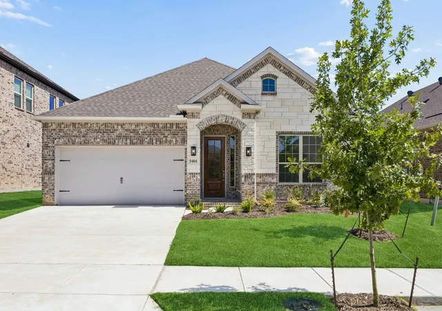 Photo 1 of Single family home for sale at 5404 Century Lake Ln, Argyle, TX 76226 | MLS# 21232567 | Listing updated on 2026-07-10