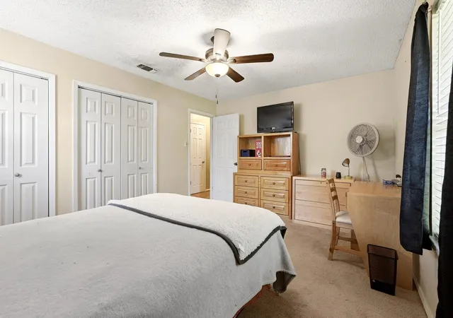 Photo 3 of Single family home for sale at 10 Carter Rd, Van Alstyne, TX 75495 | MLS# 21232762 | Listing updated on 2026-08-03