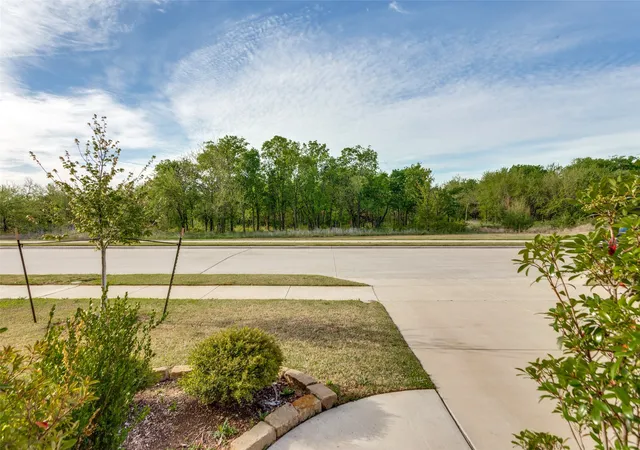 Photo 4 of Sale Pending at 4440 Mill Falls Dr, Crowley, TX 76036 | MLS# 21232747 | Listing updated on 2026-07-25