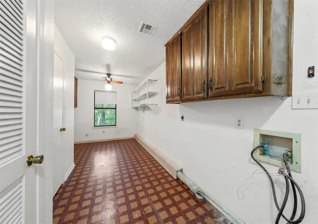Homes for sale in Woodway, TX | 7821 Tallahassee Rd, Woodway, TX 76712 | MLS# 21232329