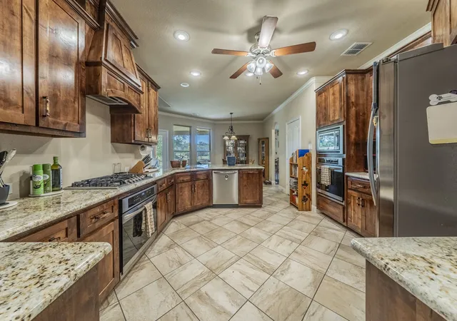 Homes for sale in Cedar Hill, TX | 2852 Sonterra Dr, Cedar Hill, TX 75104 | MLS# 21232742