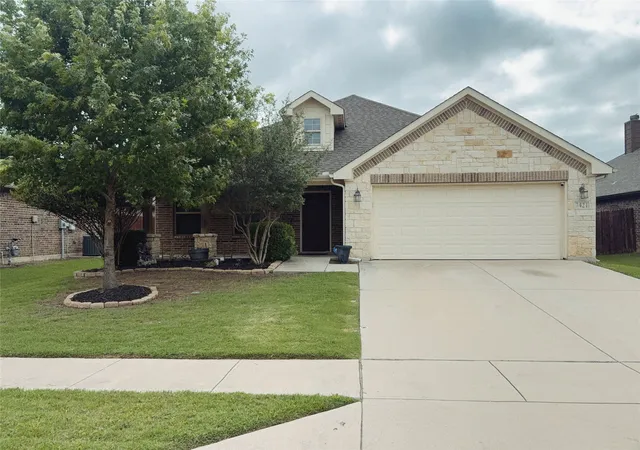 1st image of 7421 Innisbrook Ln, Fort Worth, TX 76179 | MLS# 21208467