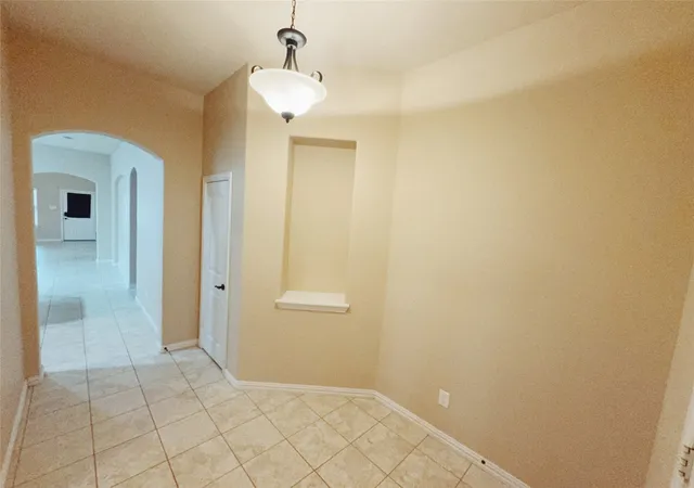 2nd image of 7421 Innisbrook Ln, Fort Worth, TX 76179 | MLS# 21208467