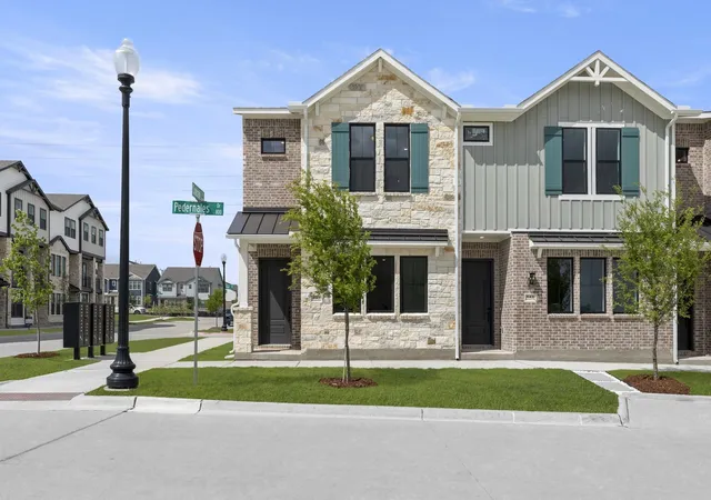 1st image of 847 Pedernales Dr, Plano, TX 75075 | MLS# 21232873