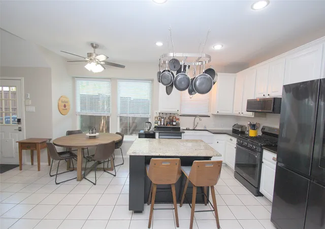 Photo 4 of Sale Pending at 3709 Marquette Dr, Denton, TX 76210 | MLS# 21232436 | Listing updated on 2026-08-04