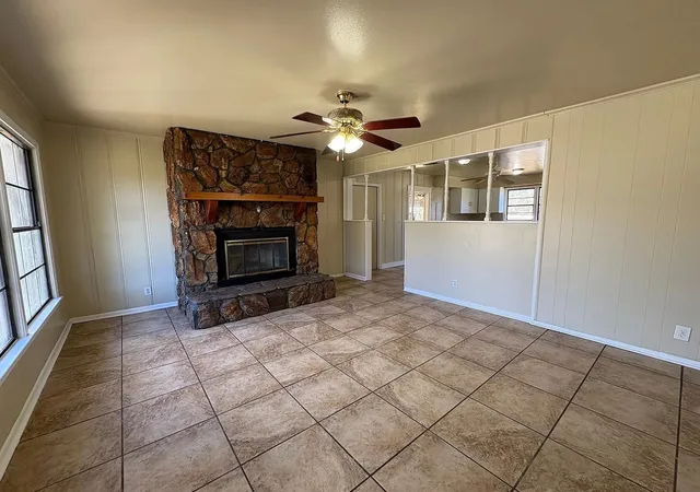 Photo 2 of Single family home for sale at 8921 Ferndale Ln, Shreveport, LA 71118 | MLS# 21228493 | Listing updated on 2026-07-11