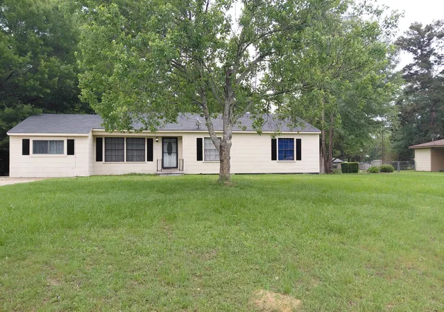 Photo 3 of Single family home for sale at 8921 Ferndale Ln, Shreveport, LA 71118 | MLS# 21228493 | Listing updated on 2026-07-11