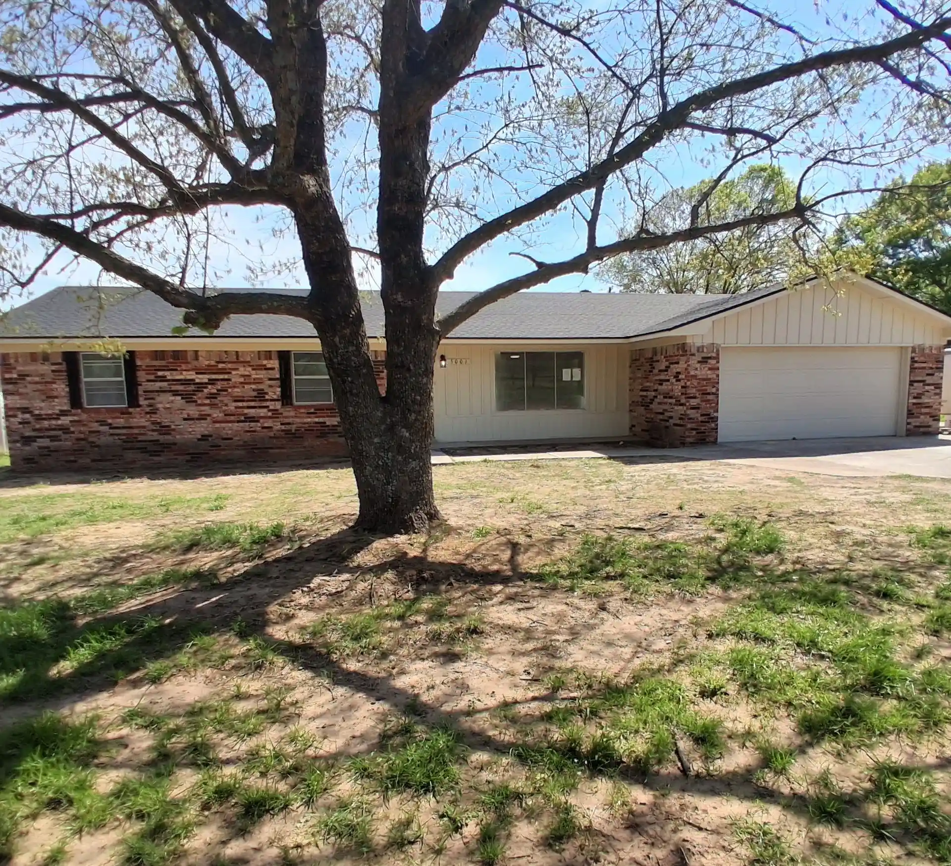 Photo 1 of Single family home for sale at 5001 Wilson, Durant, OK 74701 | MLS# 21231891 | Listing updated on 2026-10-23