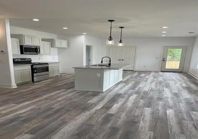 Photo 3 of Single family home for sale at 730 E Woodard St, Denison, TX 75021 | MLS# 21231071 | Listing updated on 2026-09-25
