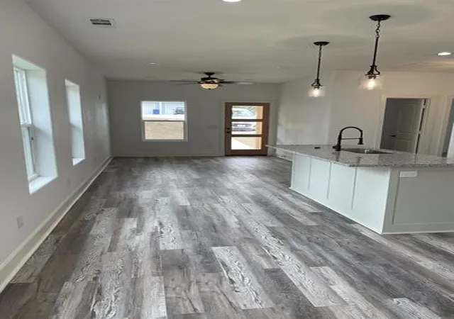 Photo 4 of Single family home for sale at 730 E Woodard St, Denison, TX 75021 | MLS# 21231071 | Listing updated on 2026-09-25