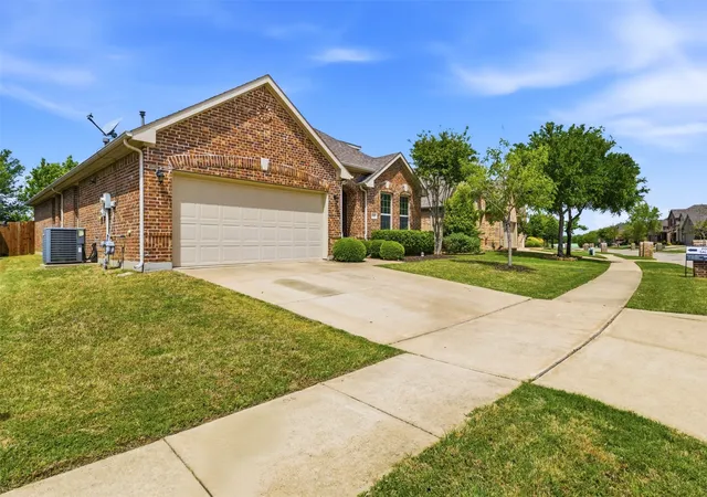 Photo 2 of Single family home for sale at 1713 Jace Dr, Mc Kinney, TX 75071 | MLS# 21233132 | Listing updated on 2026-09-25