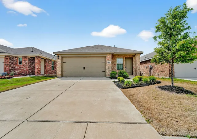Photo 2 of Single family home for sale at 2108 Bailer Wy, Royse City, TX 75189 | MLS# 21228996 | Listing updated on 2026-07-24