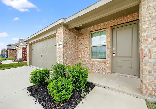 Photo 3 of Single family home for sale at 2108 Bailer Wy, Royse City, TX 75189 | MLS# 21228996 | Listing updated on 2026-09-22