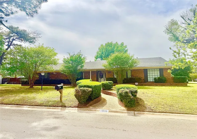 1st image of 1800 Southridge Dr, Denton, TX 76205 | MLS# 21233708