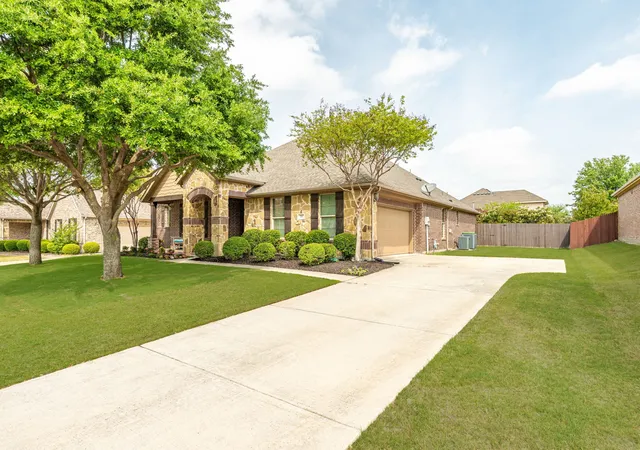 Photo 1 of Single family home for sale at 381 Komron Ct, Prosper, TX 75078 | MLS# 21233679 | Listing updated on 2026-08-24