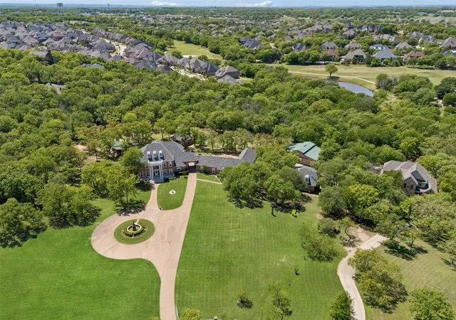 Photo 3 of Mansion for sale at 385 Meadow View Dr, Argyle, TX 76226 | MLS# 21231988 | Listing updated on 2026-08-28