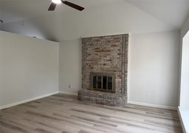 Photo 3 of Sale Pending at 900 Cornfield Dr, Arlington, TX 76017 | MLS# 21233751 | Listing updated on 2026-07-06