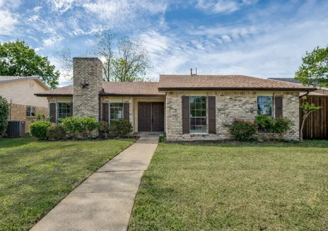 Photo 1 of Single family home for sale at 1804 Clear Creek Ln, Carrollton, TX 75007 | MLS# 21233820 | Listing updated on 2026-07-20