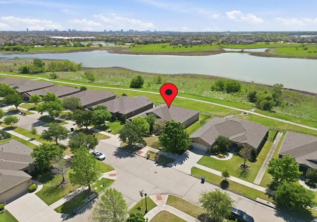 Homes for sale in Frisco, TX | 1385 Harbor Springs Dr, Frisco, TX 75036 | MLS# 21229943
