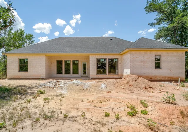 Photo 28 of Single family home for sale at 320 Rita Ridge Ct, Millsap, TX 76066 | MLS# 21226473 | Listing updated on 2026-10-05