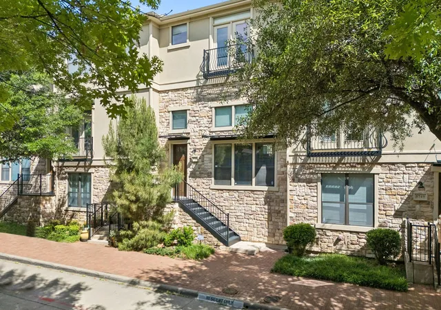 Homes for sale in Plano, TX | 5753 Lois Ln, Plano, TX 75024 | MLS# 21230033
