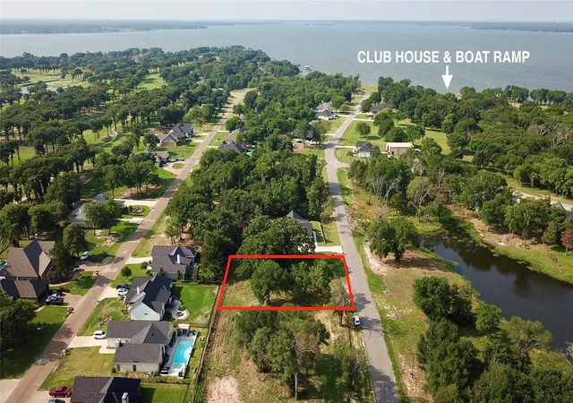 Photo 4 of Land for sale at 711 Clubview Dr, Kemp, TX 75143 | MLS# 21234110 | Listing updated on 2026-09-18