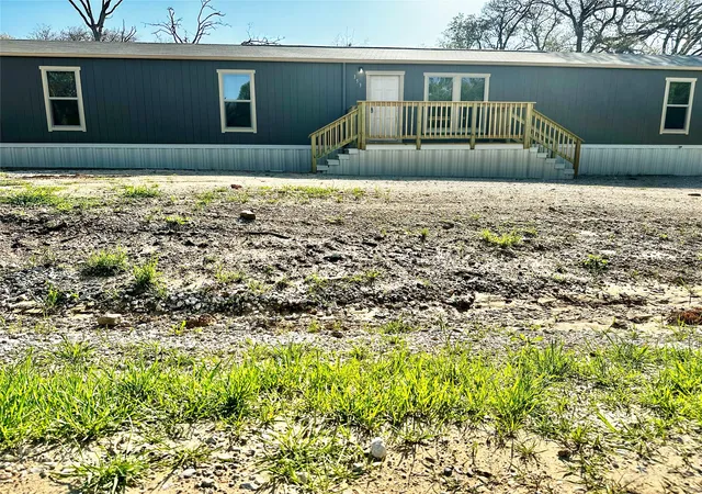 Photo 1 of Manufactured home for sale at 353 Conastoga Rd, Valley View, TX 76272 | MLS# 21230996 | Listing updated on 2026-08-19