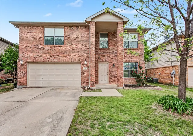 1st image of 504 Tweeter Dr, Fort Worth, TX 76108 | MLS# 21230005