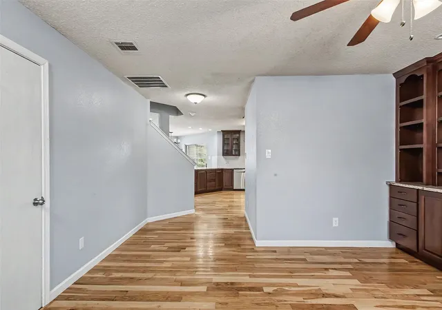5th image of 504 Tweeter Dr, Fort Worth, TX 76108 | MLS# 21230005