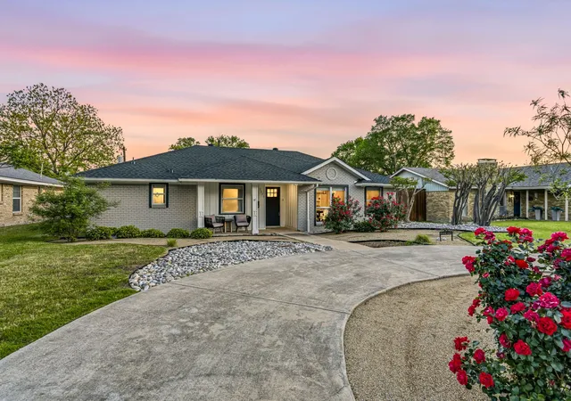 Photo 3 of Single family home for sale at 3556 Royal Ln, Dallas, TX 75229 | MLS# 21224640 | Listing updated on 2026-08-05