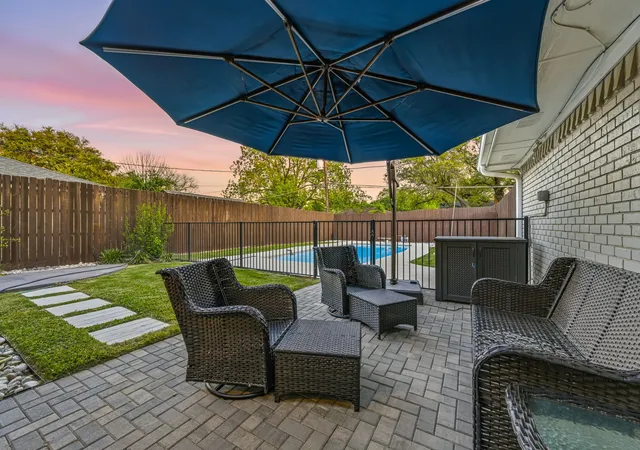 Photo 3 of Single family home for sale at 3556 Royal Ln, Dallas, TX 75229 | MLS# 21224640 | Listing updated on 2026-08-05