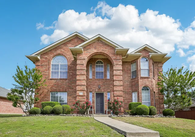 1st image of 3723 Trailridge Dr, Sachse, TX 75048 | MLS# 21233044