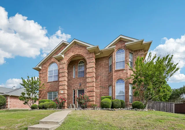 2nd image of 3723 Trailridge Dr, Sachse, TX 75048 | MLS# 21233044