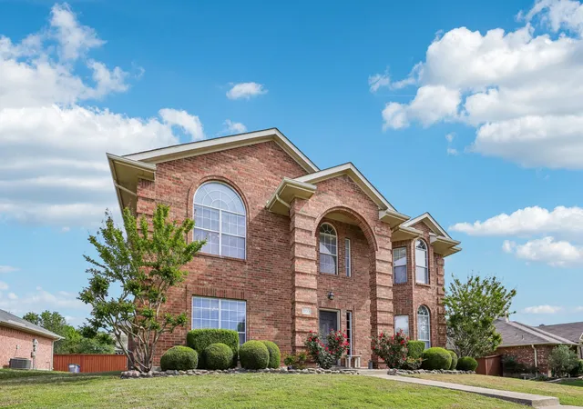 3rd image of 3723 Trailridge Dr, Sachse, TX 75048 | MLS# 21233044