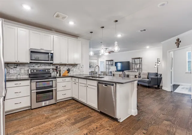 Homes for sale in Allen, TX | 651 N Watters Rd #1206, Allen, TX 75013 | MLS# 21232760