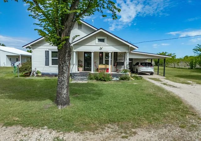Photo 2 of Single family home for sale at 2414 E Ennis Ave #A, Ennis, TX 75119 | MLS# 21233183 | Listing updated on 2026-09-02