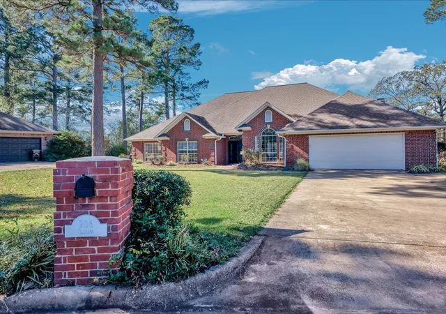 1st image of 206 Cascade Ct, Lufkin, TX 75901 | MLS# 21234642