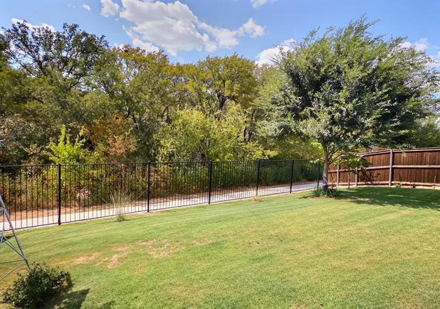 Photo 2 of Single family home for sale at 6005 Bailey Wy, Royse City, TX 75189 | MLS# 21228918 | Listing updated on 2026-10-03